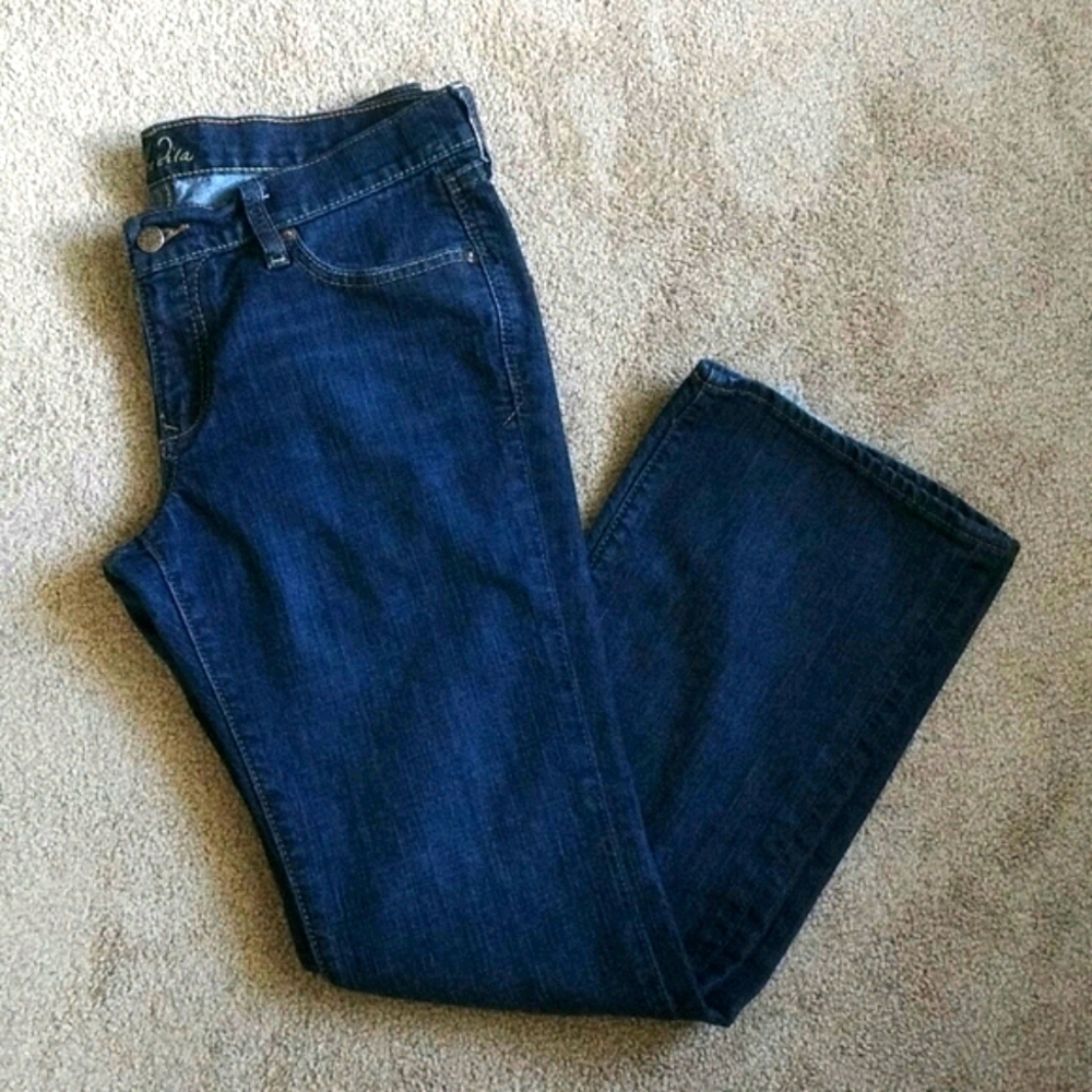 Host Pick Old Navy Women's Jeans - Picture 9 of 11